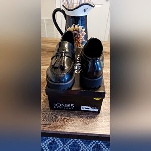 NWOT Jones New York Loafers
